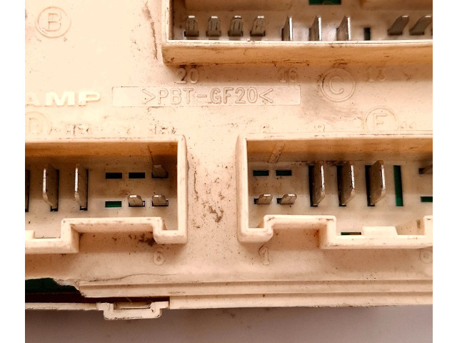 Турбина Блок предохранителей KIA Sorento           