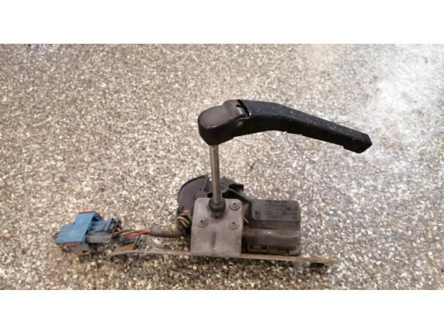 Моторчик стеклоочистителя 4240552, 0390203934 Saab 9-3 Ver1