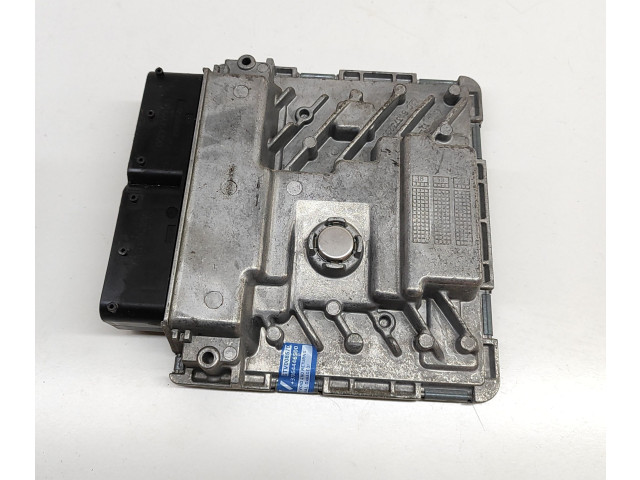 Блок управления двигателя 06K907425J, 5WA18010   Audi A3 8Y