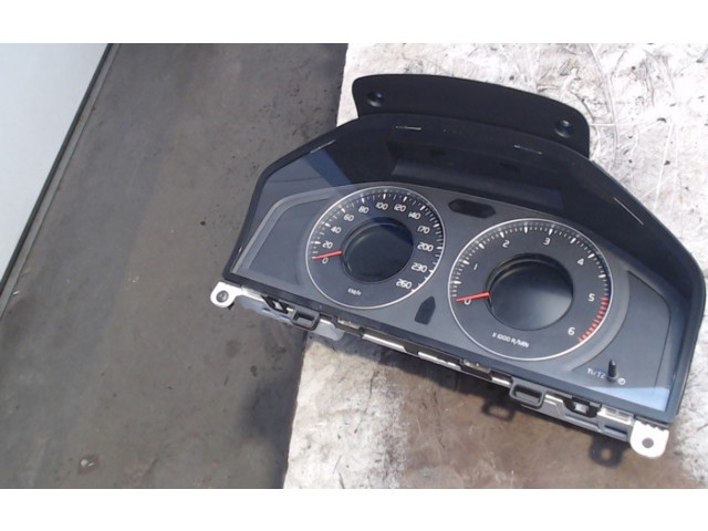 Панель приборов 31270899AA, 31270899AA Volvo V70