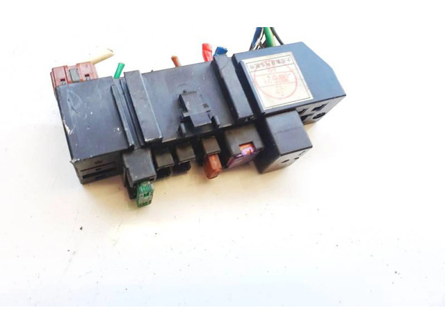 Блок предохранителей Mitsubishi Lancer X