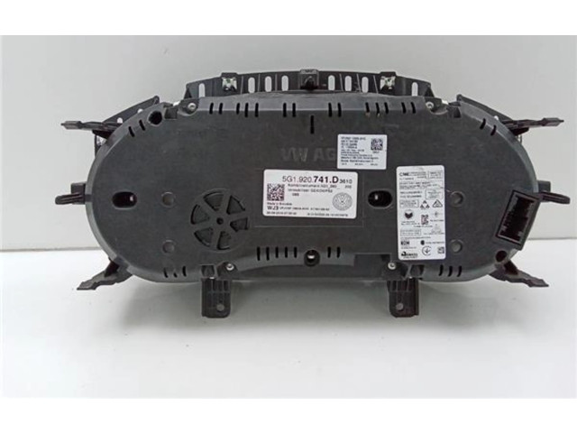 Панель приборов 5g1920741d Volkswagen Golf VII