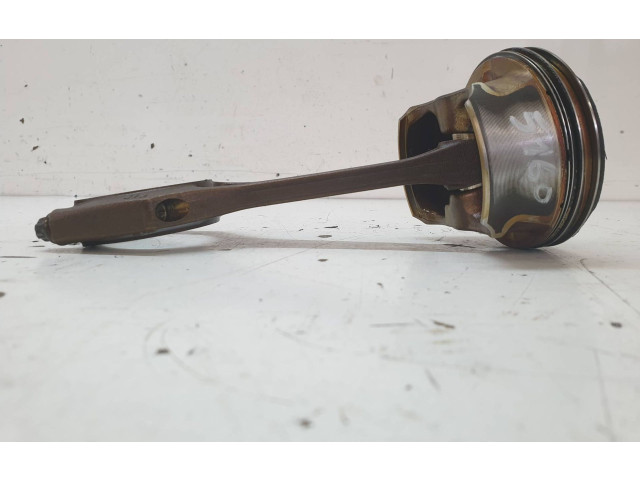 Шатун N46B18A 11247589535    BMW 3 E46  