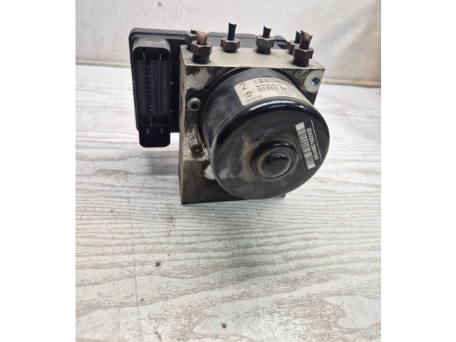 Блок АБС 8671224, 5WK84002 Volvo V70 2000 - 2004 года