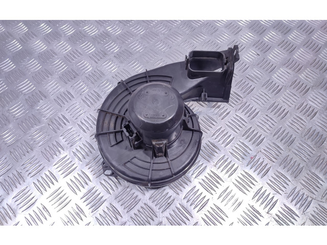 Вентилятор печки    13124703   Opel Meriva A