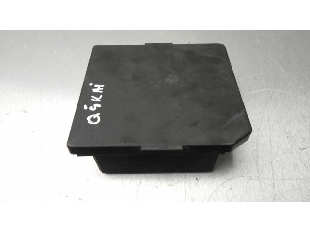 Блок предохранителей 284B7JD000, K659 Nissan Qashqai+2