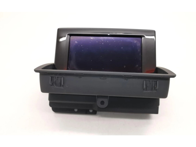 Дисплей    8U0857273E   Audi Q3 8U