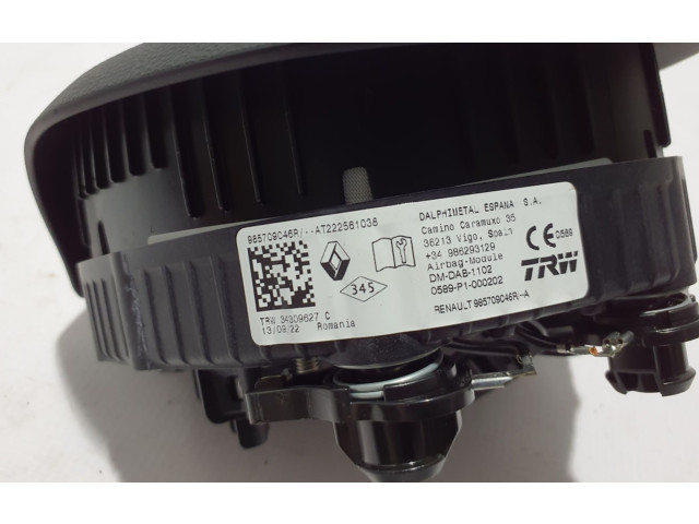 Подушка безопасности водителя 985709046R   Dacia Sandero III