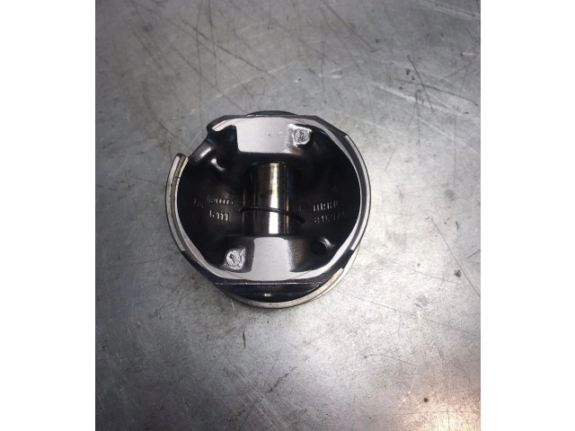  Поршень  81L97A8  Volkswagen PASSAT B6  