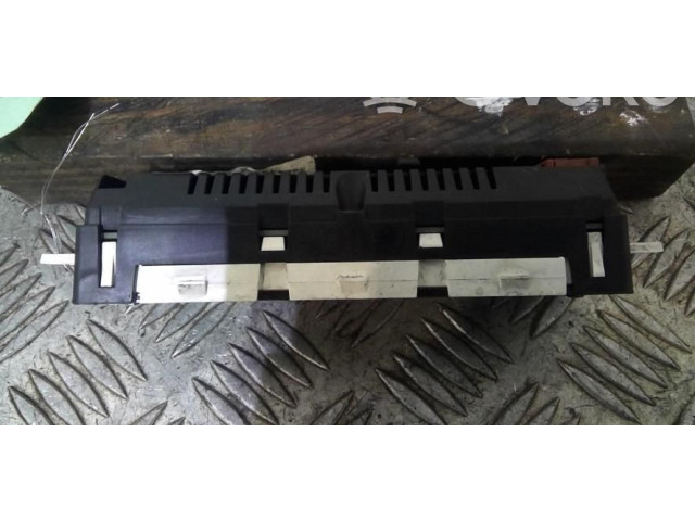 Дисплей    9822637880   Peugeot 207