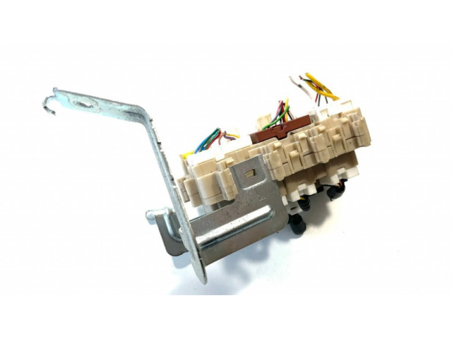 Блок предохранителей 252307990A, 4KJ0A Nissan Navara D23