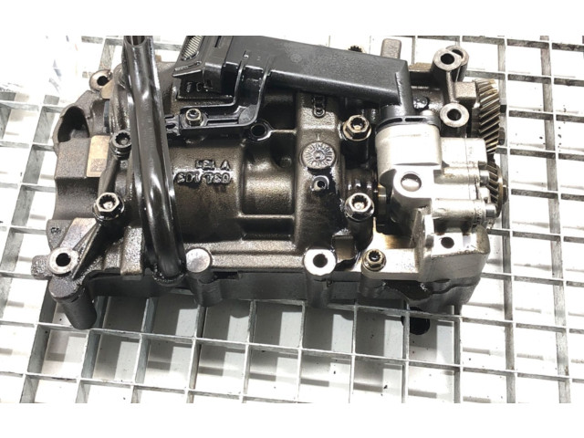 Масляный насос   03L103537  Volkswagen PASSAT B6 