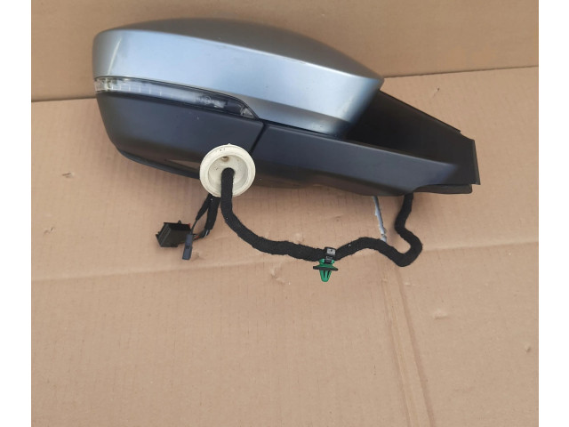 Зеркало электрическое Skoda Karoq 2017 - года