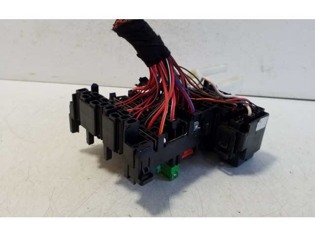 Блок предохранителей 5Q0937615C Volkswagen Golf VII