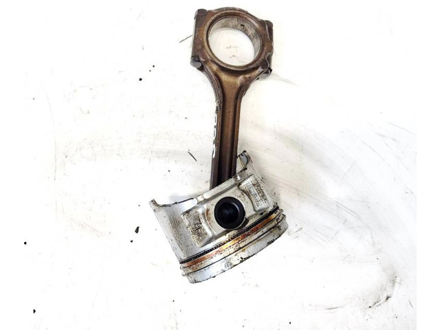 Поршень с шатуном Rover 620