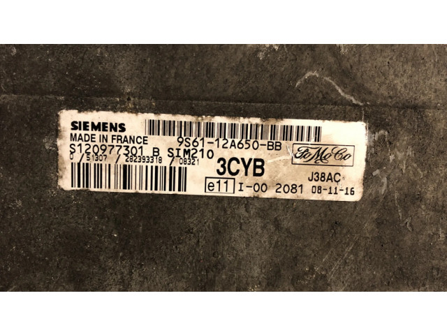 Блок управления двигателя 9S6112A650BB, S120977301B   Ford Fusion