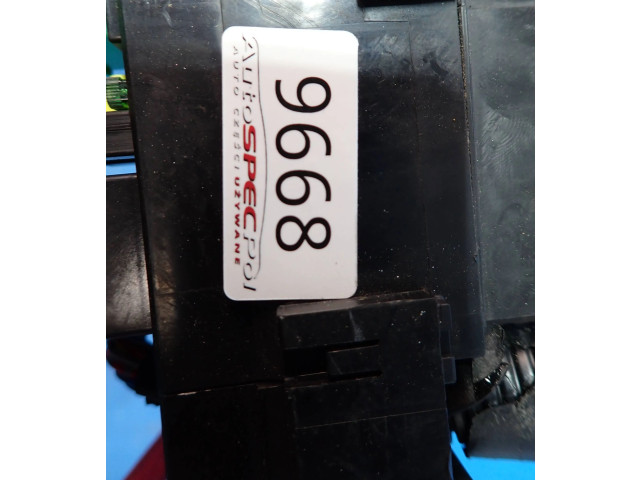 Блок предохранителей PR073-00000 Mitsubishi Lancer X