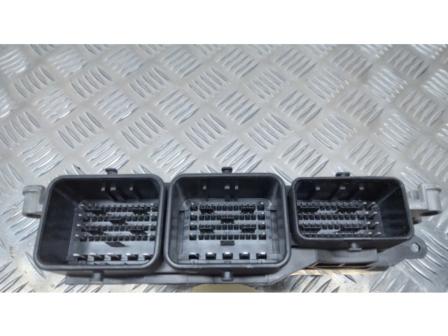 Řídící jednotka 9808016480, 0281030548   Citroen Berlingo 2013