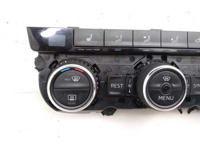 Блок управления климат-контролем 3V0907044AT Skoda Superb B8 (3V)