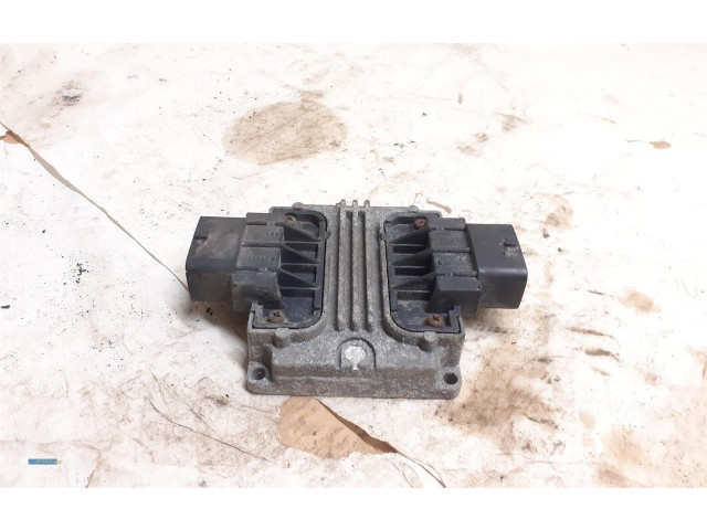 Блок управления коробкой передач 55560818 Saab 9-3 Ver2