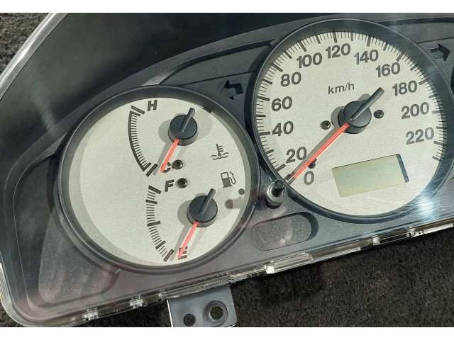 Přístrojová deska Mazda 323 F 2002 20809162824