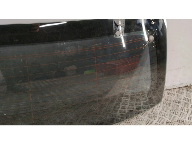 Заднее стекло