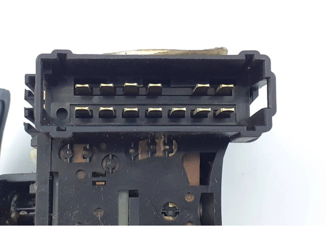 Ручка стеклоочистителей 901057668 Dacia Duster