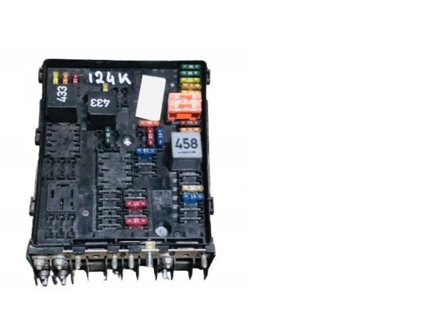 Pojistková skříňka 1K0937124K Audi A3 S3 8P 2007