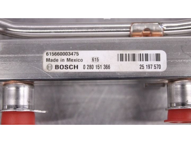 Топливная рампа 55577580, 615660003475   Chevrolet Trax   для двигателя A14NET