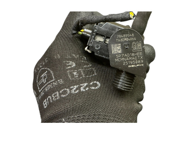 Vstřikovač 28489548, 25195089 Opel Antara