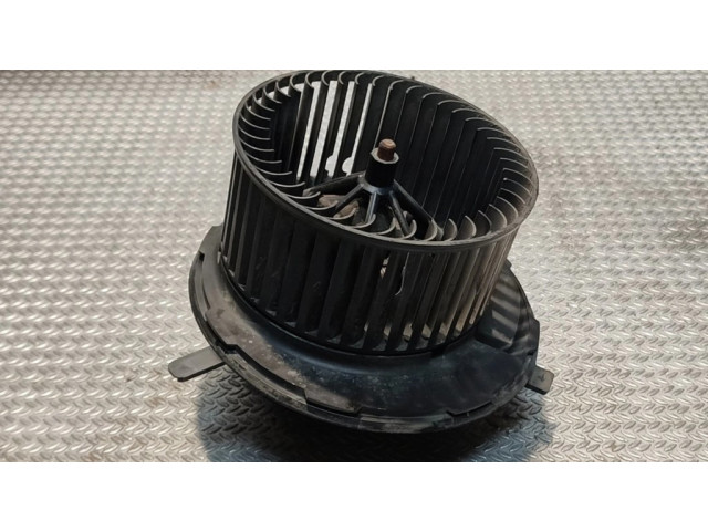 Вентилятор печки 1K1819015E, 998919K Volkswagen Caddy