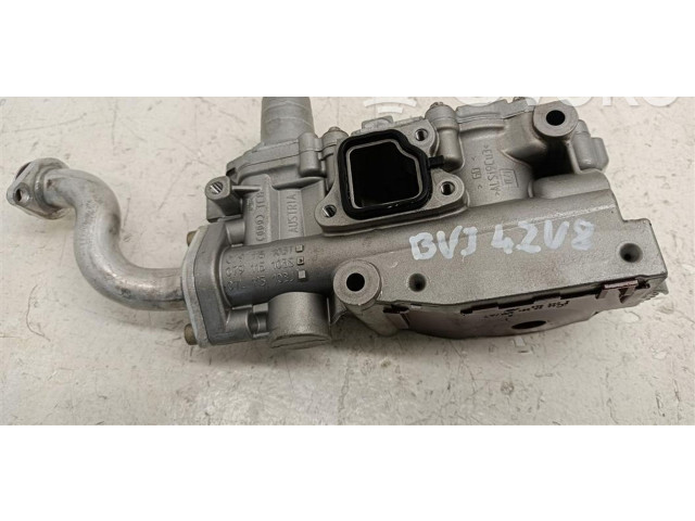 Масляный насос     Audi A6 S6 C6 4F 