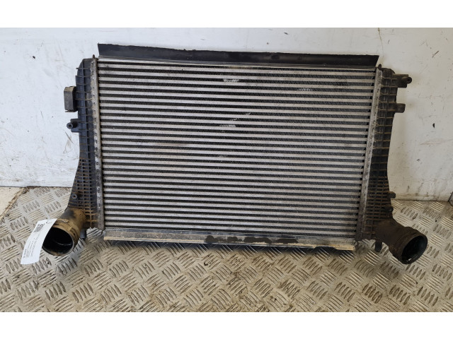 Интеркулер     Volkswagen PASSAT B6 