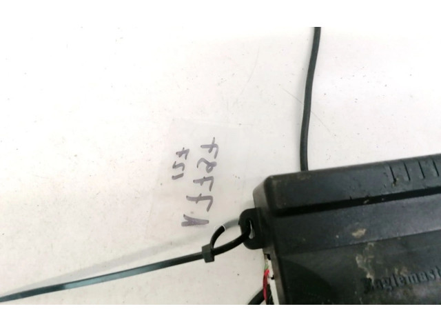 Панель приборов Volkswagen PASSAT B6