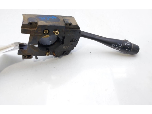 Переключатель дворников 2526066Y01   Nissan Sunny