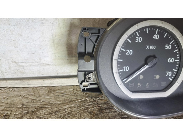 Панель приборов P8200650539   Dacia Logan I       