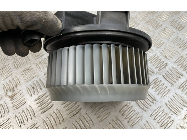 Вентилятор печки       Subaru B9 Tribeca