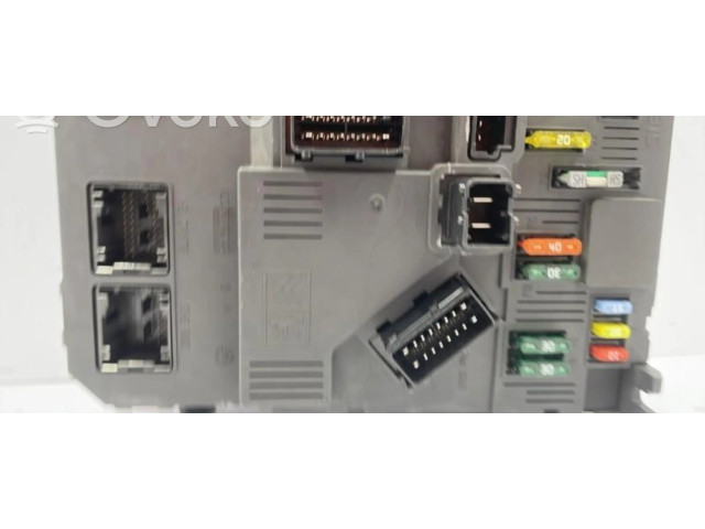 Pojistková skříňka Řídící jednotka BSM 1650882680 Peugeot 206 2007