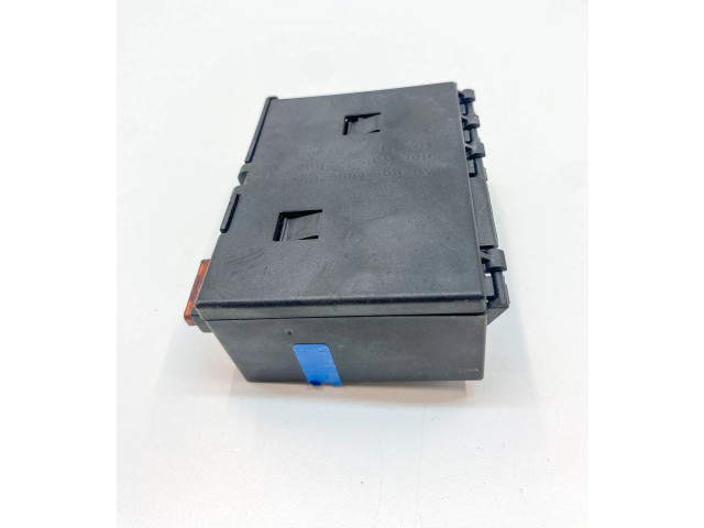 Pojistková skříňka A2305450101, A0325451620 Mercedes-Benz SL R230 2002