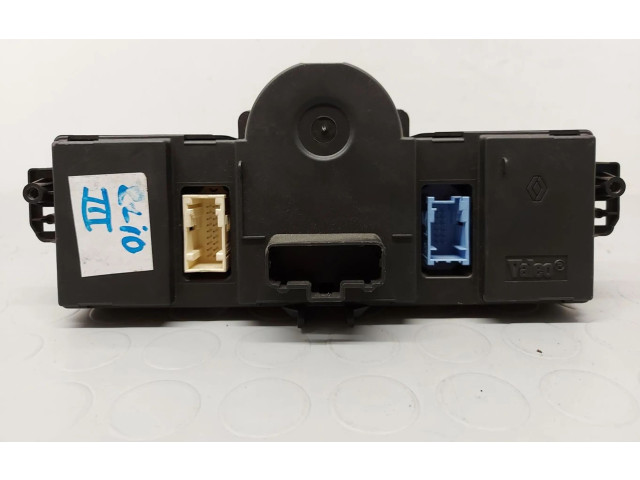 Блок управления климат-контролем 8200296683   Renault Clio III