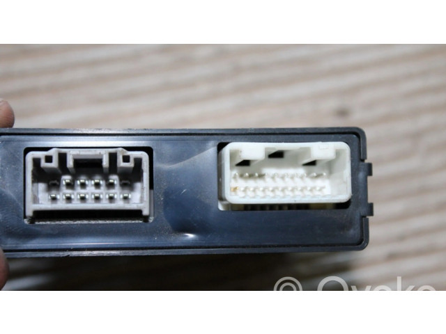 Модуль управления ручным тормозом