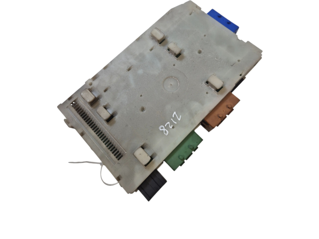 Блок предохранителей 7G9T14C256FA, 30765624   Volvo V70    