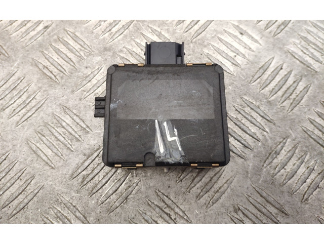 Датчик слепых зон 3Q0907590K Audi Q3 F3