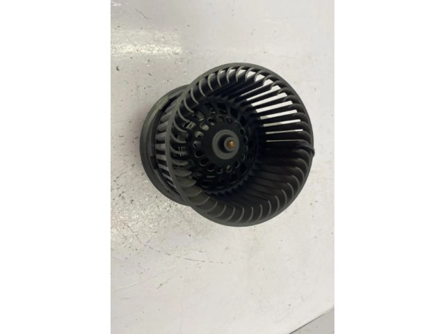 Вентилятор печки    1608182080   Peugeot 2008 I