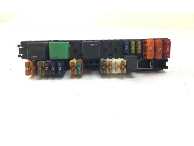 Блок предохранителей  10091518, A2305453932   Mercedes-Benz SL R230    