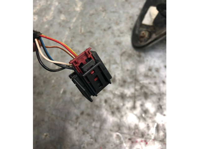 Зеркало (управляемое электричеством)    Skoda Octavia Mk2 (1Z)