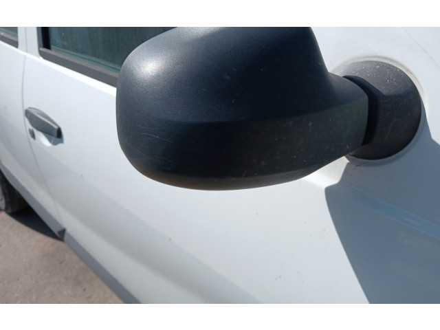 Зеркало (механическое) Dacia Sandero 2008 - 2012 года