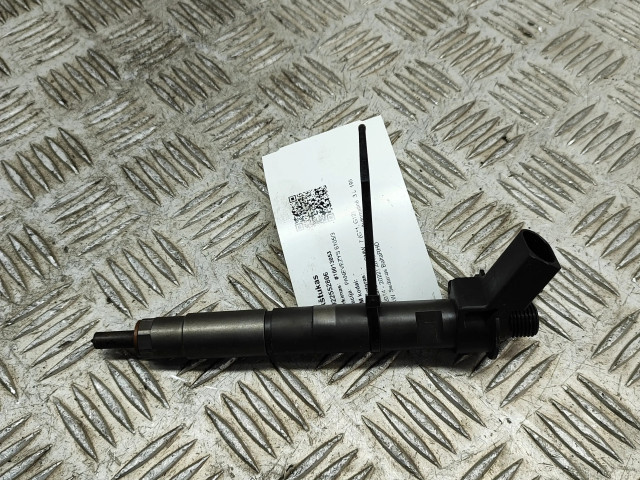 Vstřikovač 8571565, 0445118037 BMW 7 G11 G12 pro naftový motor 3.0