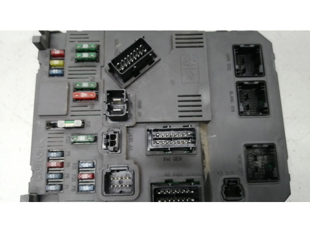Блок предохранителей Citroen Xsara Picasso