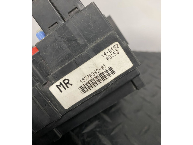 Блок предохранителей  1577099201   Chevrolet Tahoe    